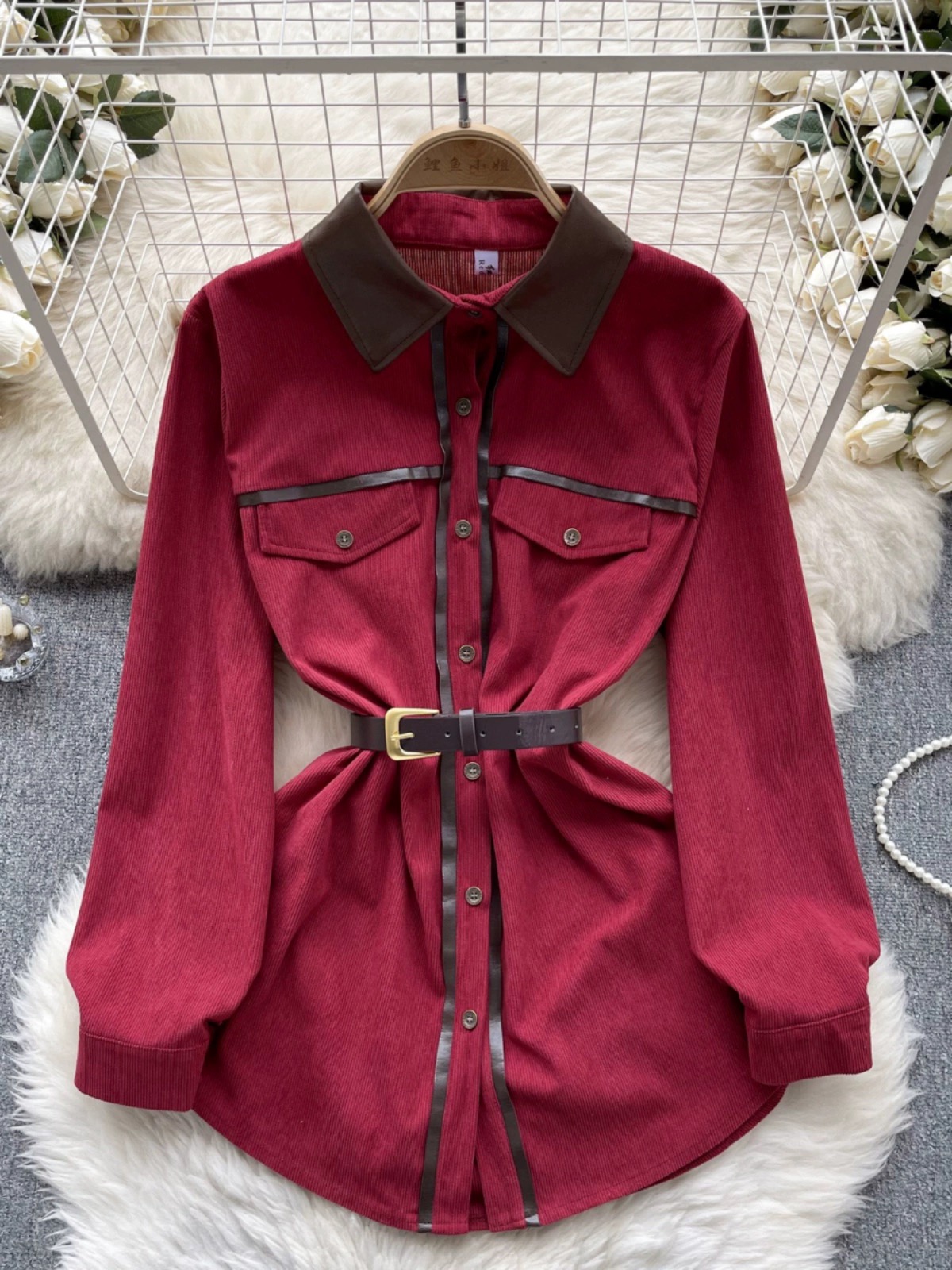 Distracted by the sea shirt  SH105 images